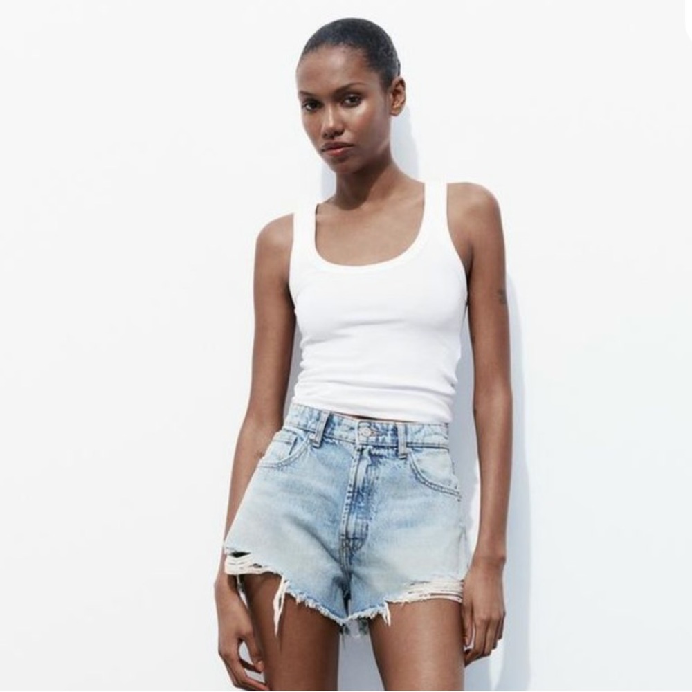 Zara Light Wash High Waist Denim Shorts - Blue